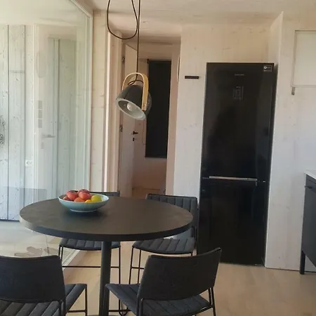 Buqez Eco Resort, No.5 بيت للعطل دراغ
